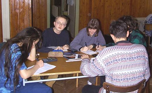 naboj.jpg (34365 bytes)